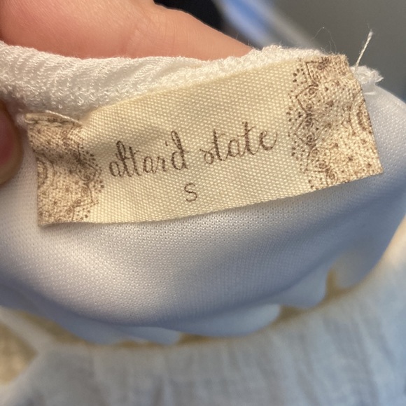 Altar’s state dress. Size small - Picture 5 of 5